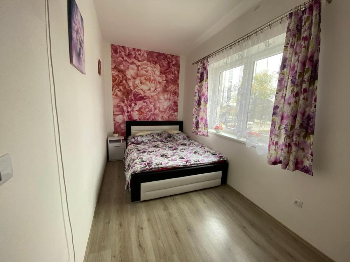 Apartman Na Lukach - Kopretina Trebon Luaran gambar